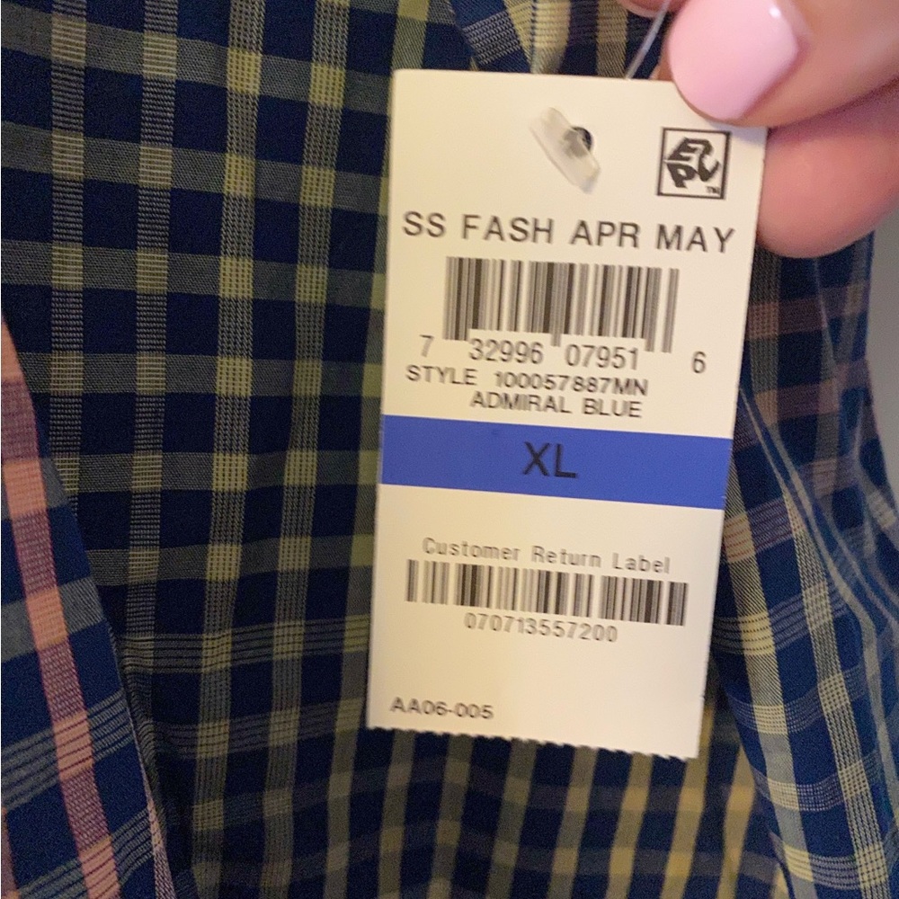 Alfani Men’s Short Sleeve Plaid Button Up Shirt - Picture 3 of 4